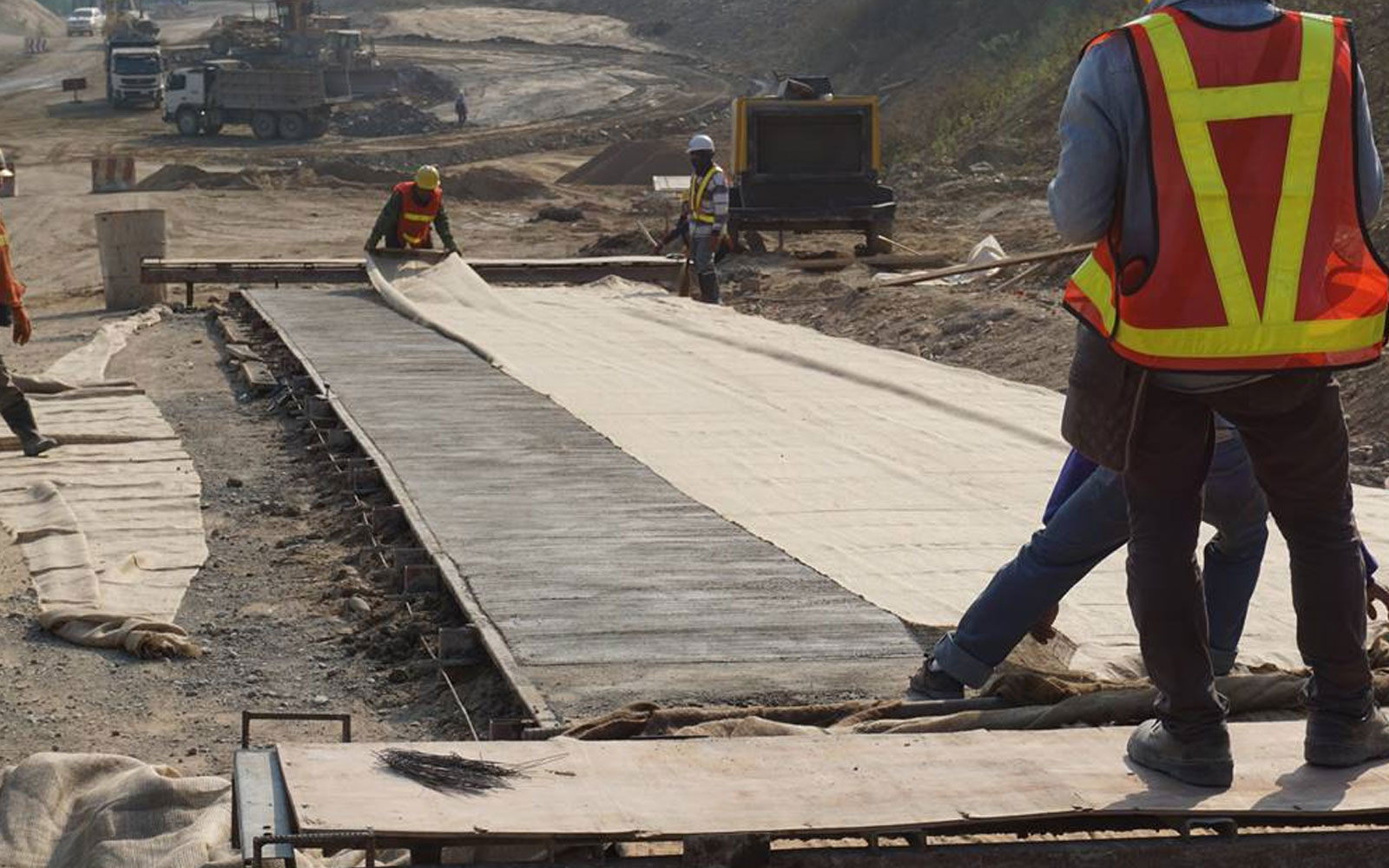 روش های عمل آوری بتن