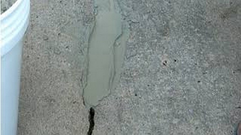 ملات ترمیم کننده ترک جزئی آب بند پایه سیمانی با خواص کریستال شوندگی